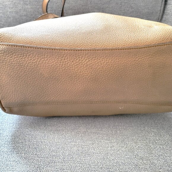 Prada Vitello Phenix Camel Side Zip Tote & Dust Bag - Authentic - Picture 7 of 11